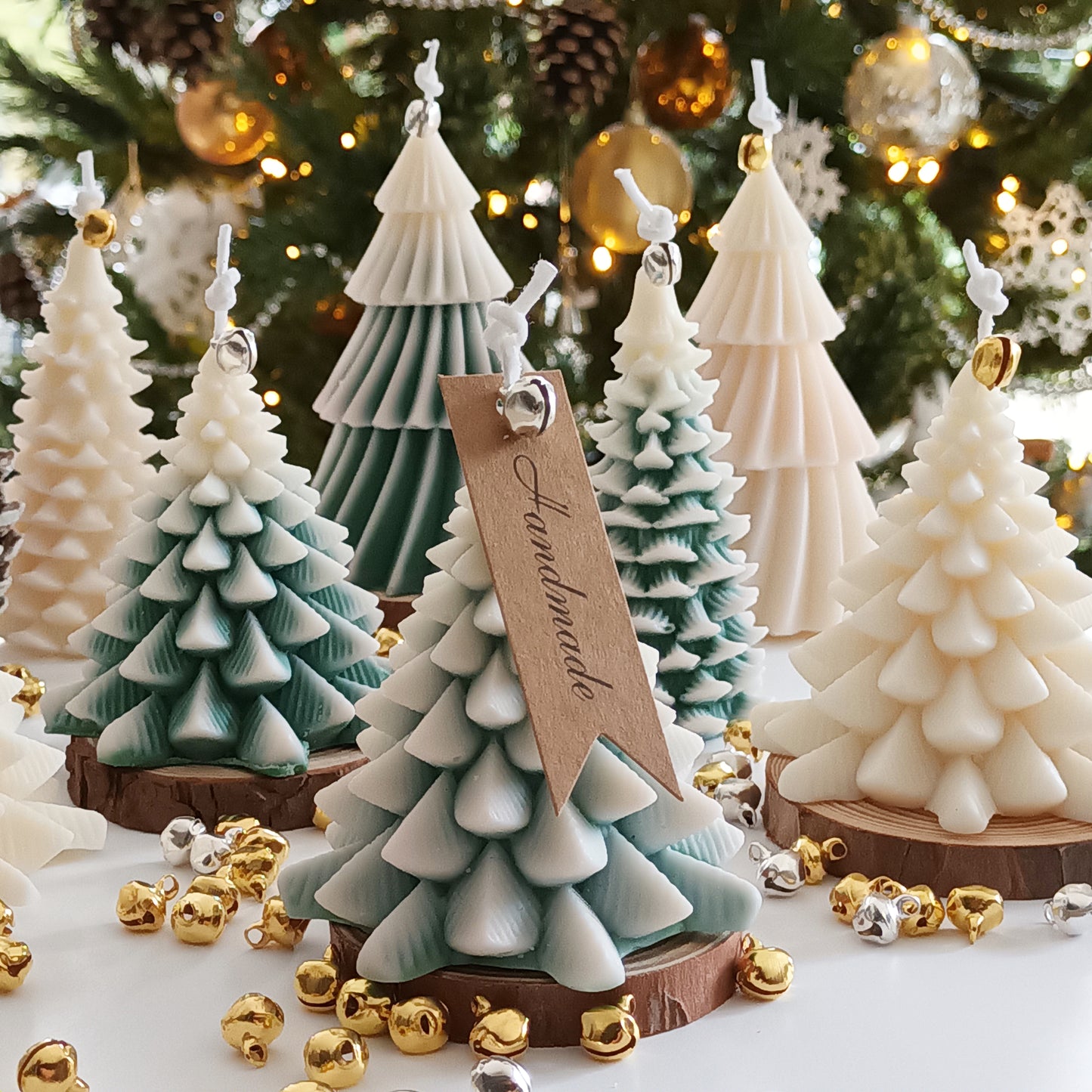 Christmas Tree Candle white with Black Spruce Forest Scent