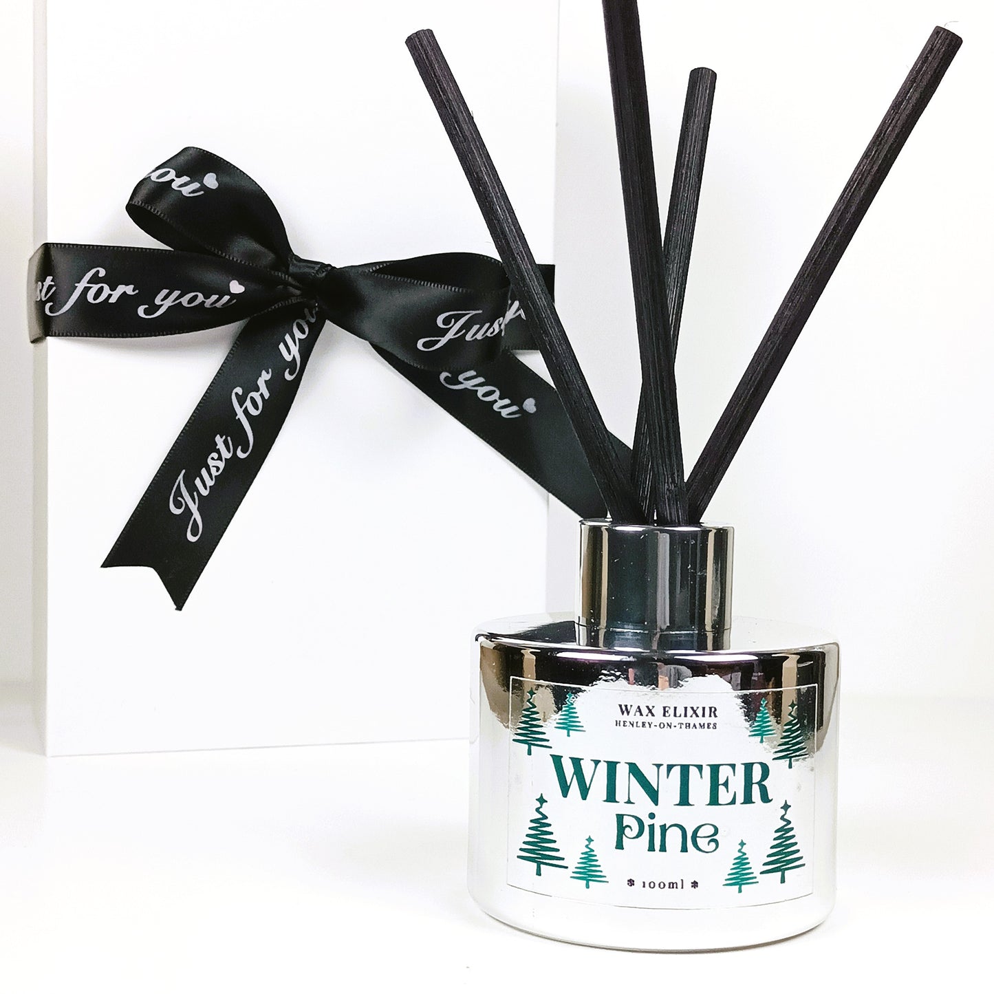 Winter Pine Christmas Reed Diffuser