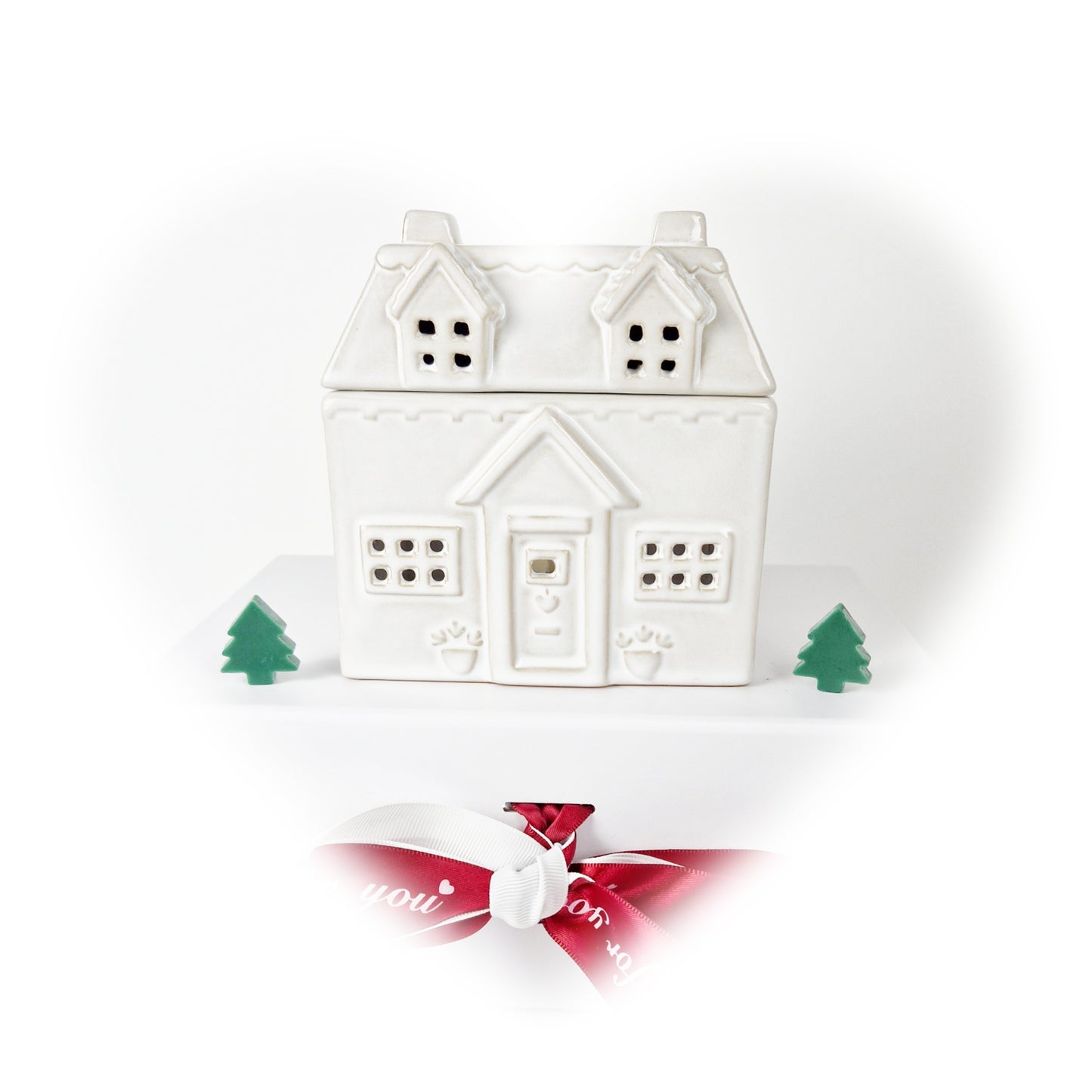 Christmas House Wax Burner and Winter Pine Wax Melts in Luxury Gift Box