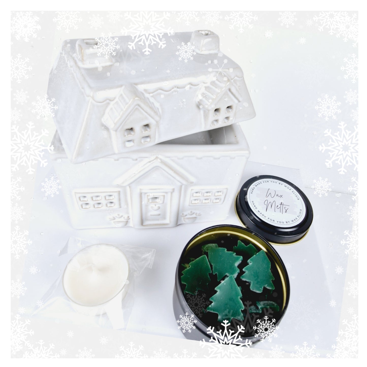 Christmas House Wax Burner and Winter Pine Wax Melts in Luxury Gift Box