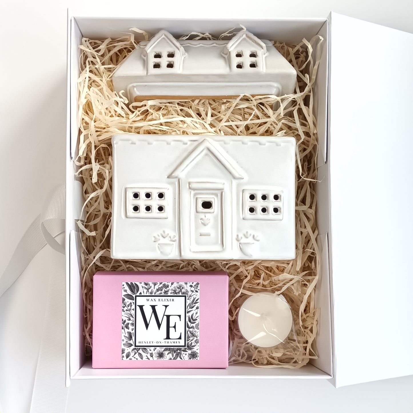 House Wax Burner and Plum Rose & Patchouli Heart Wax Melts in Luxury Gift Box